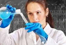 Crue adverteix de la necessitat d’enfortir la recerca universitària